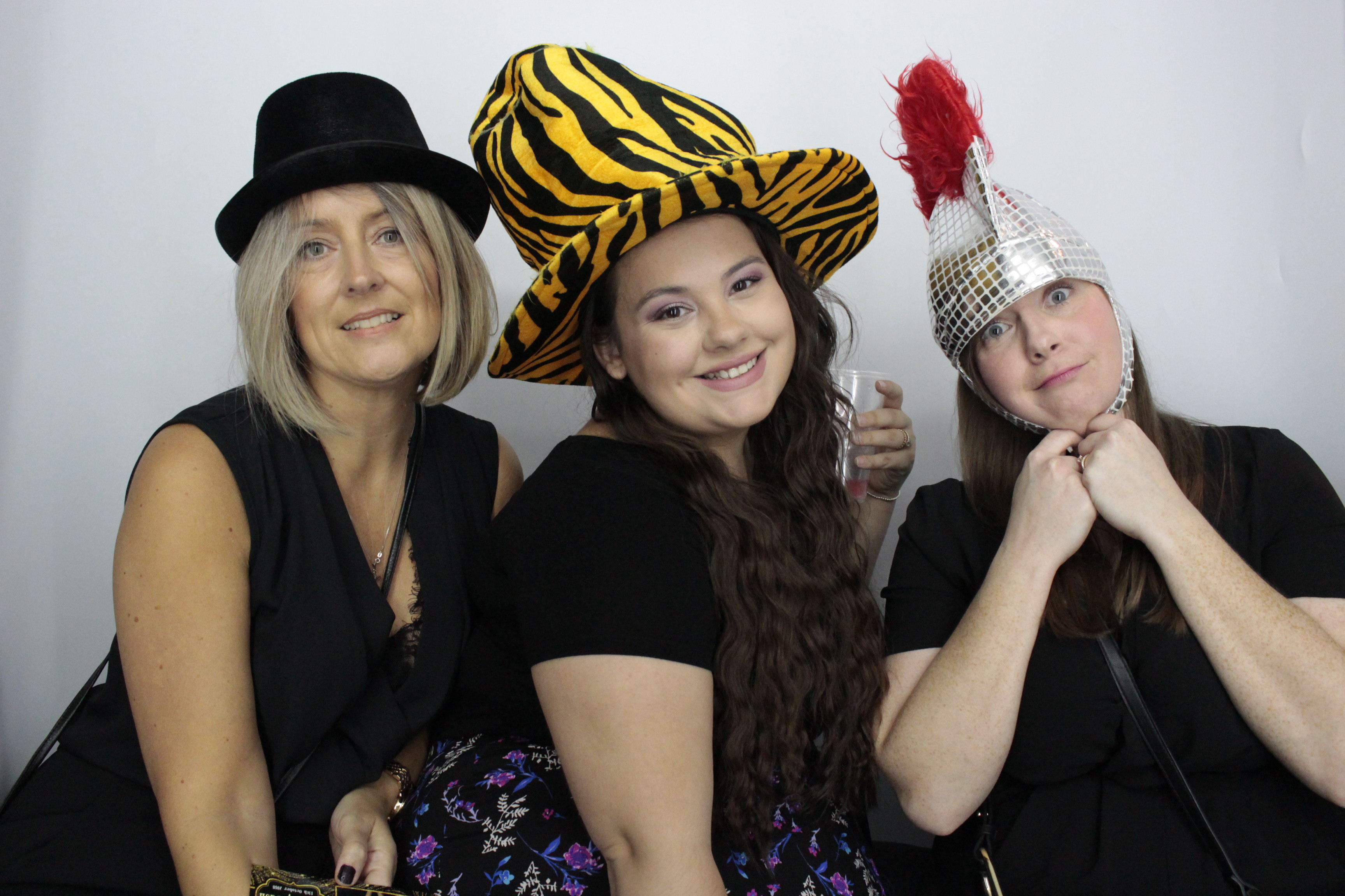 Sinead Byng 50th Birthday Party | View more photos from the event at gallery.myphotoboothexperience.co.uk/u/MyPhotoBoothExperienceLtd/Sinead-Byng-50th-Birthday-Party